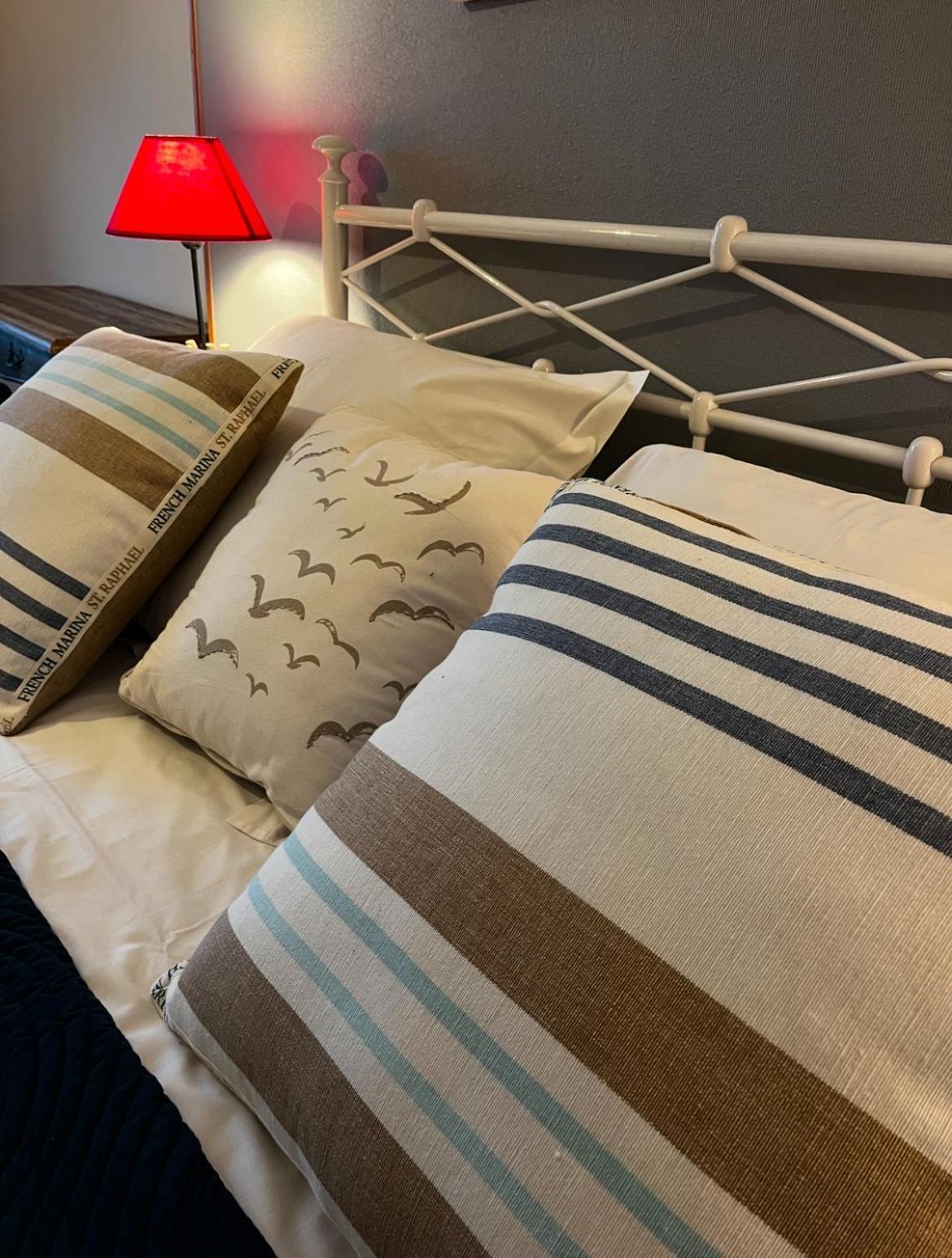 Les Transats Chambre Et Appartements Face A La Mer Barfleur Bagian luar foto