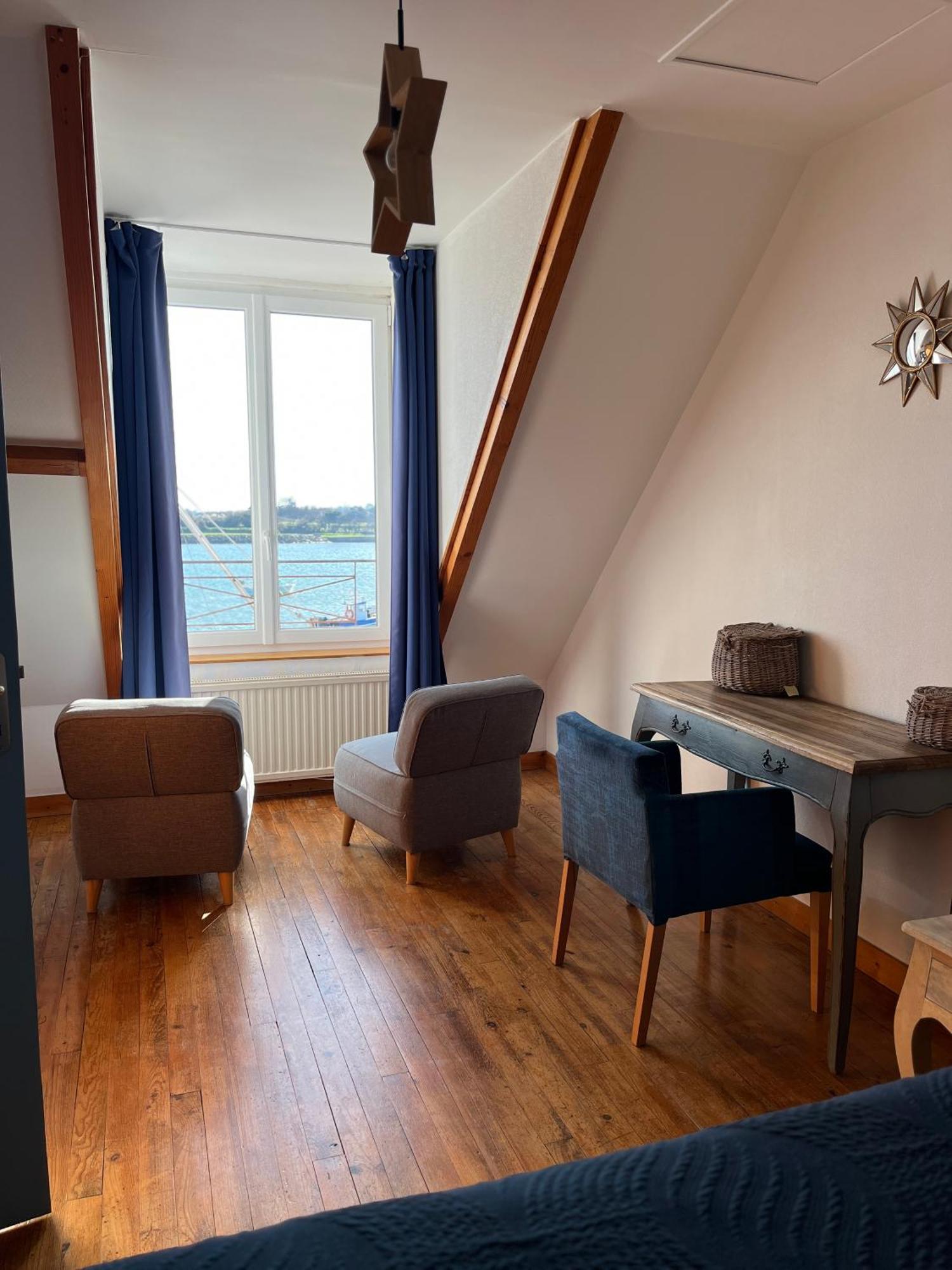Les Transats Chambre Et Appartements Face A La Mer Barfleur Bagian luar foto