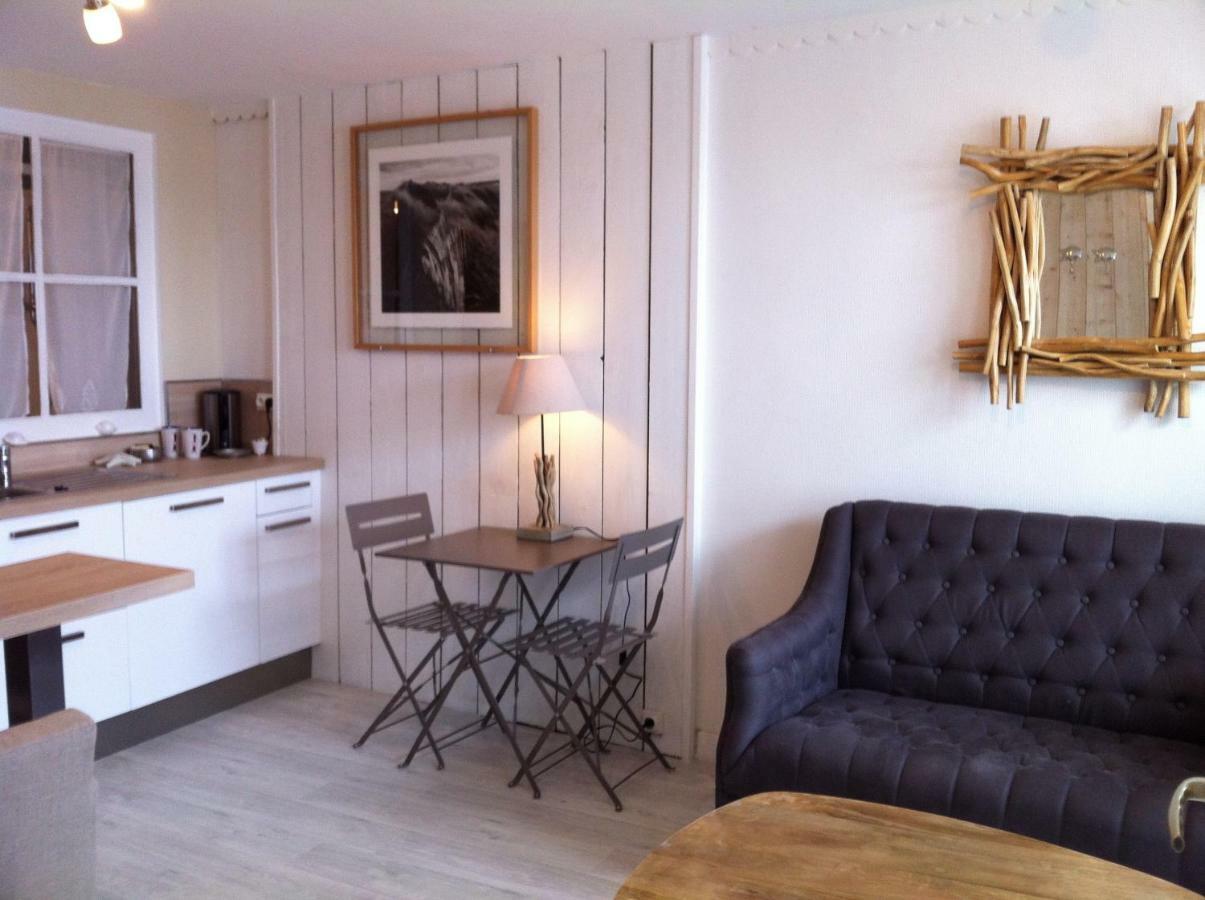 Les Transats Chambre Et Appartements Face A La Mer Barfleur Bagian luar foto
